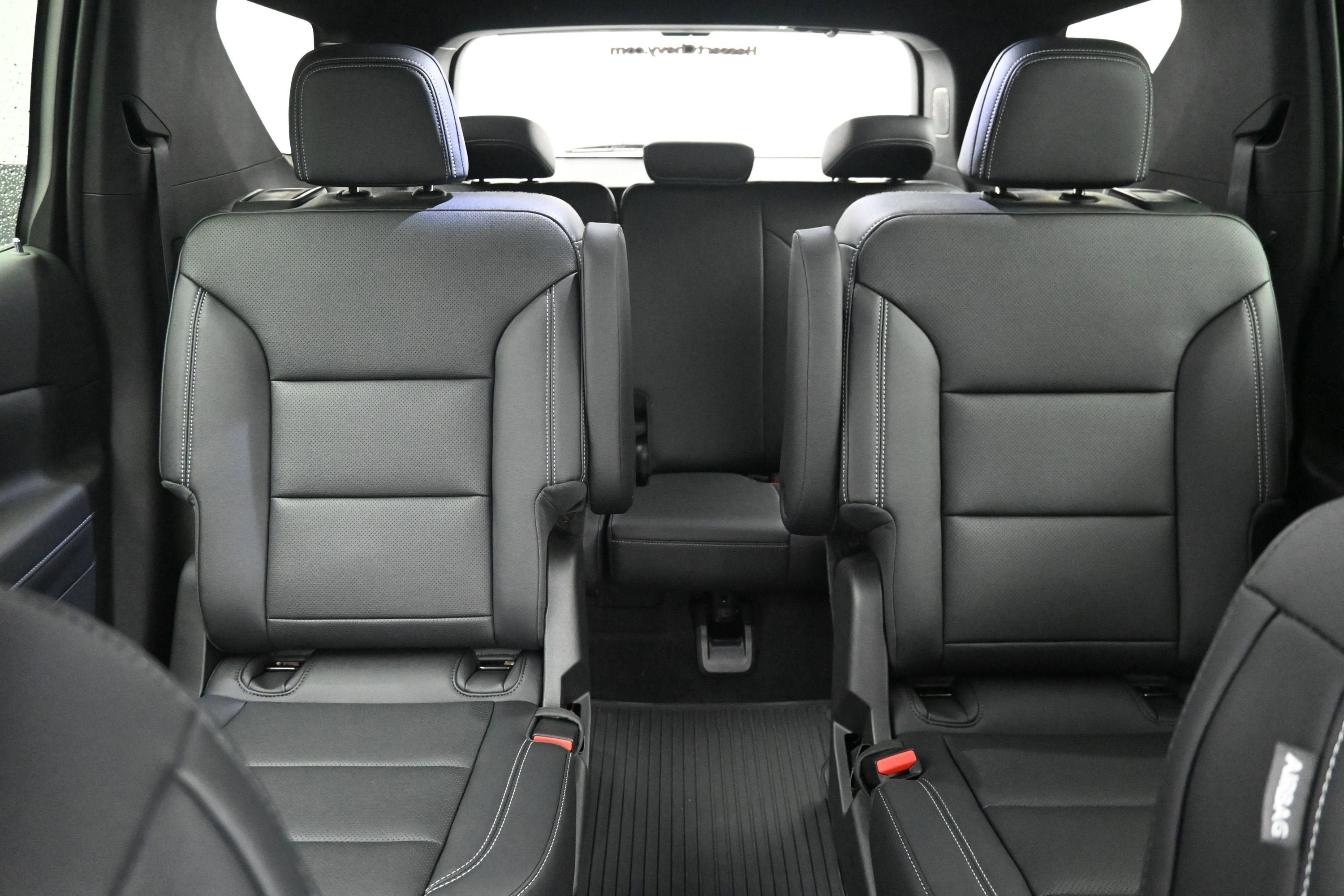 New 2026 Chevrolet Traverse LT FWD image 30