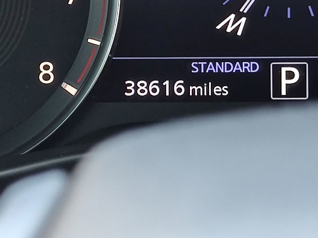 Used 2025 INFINITI QX55 Essential w/ Cargo Package image 39