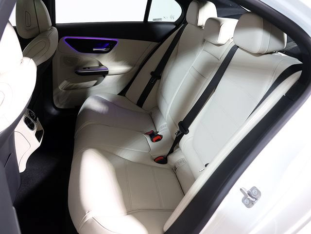 Used 2025 Mercedes-Benz C 300 4MATIC Sedan image 13