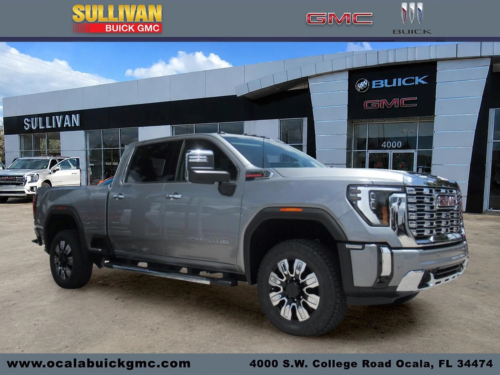 New 2026 GMC Sierra 2500 Denali w/ Denali Reserve Package AWD/4WD image 1