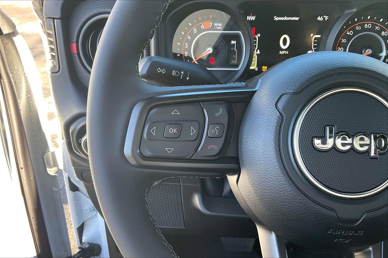 New 2026 Jeep Wrangler Unlimited Rubicon AWD/4WD image 26