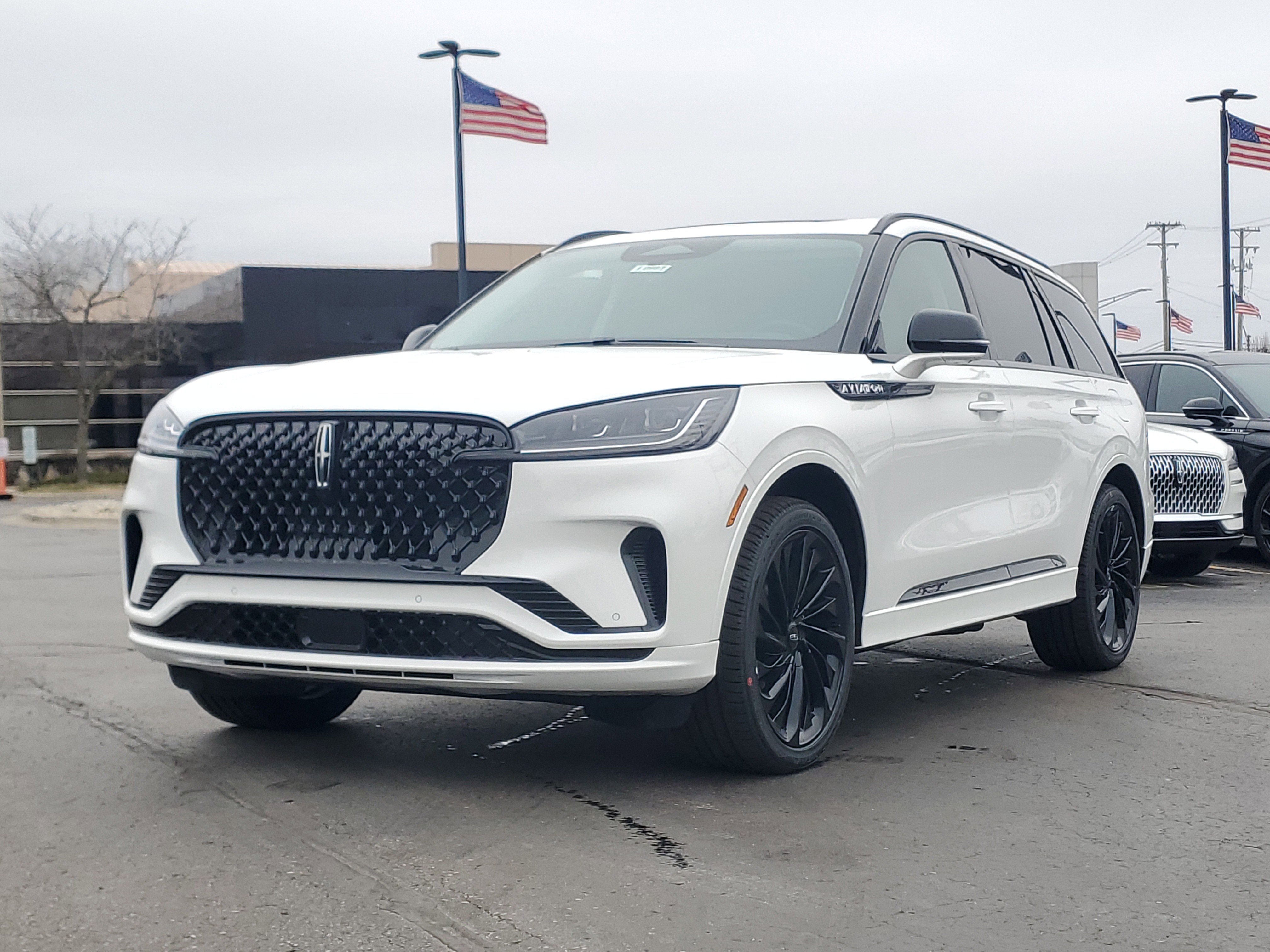 New 2026 Lincoln Aviator Reserve image 2