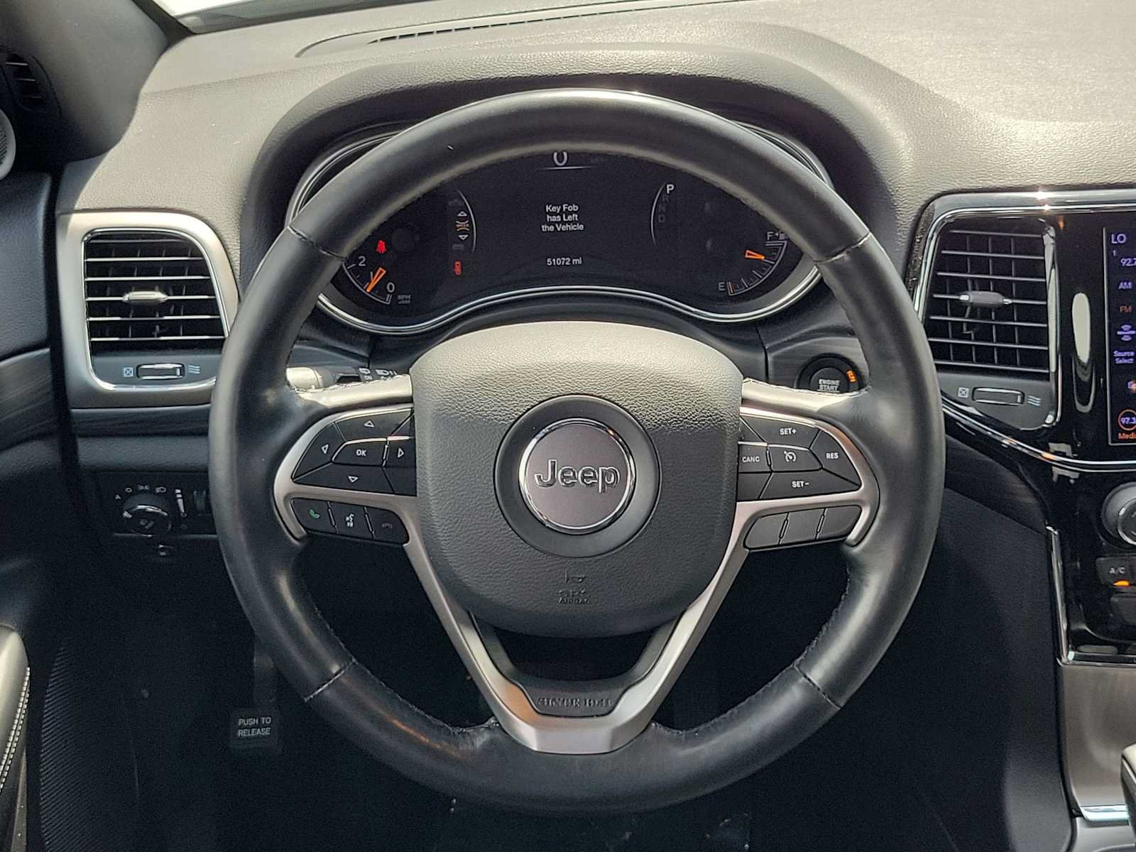 Used 2020 Jeep Grand Cherokee Altitude RWD image 21