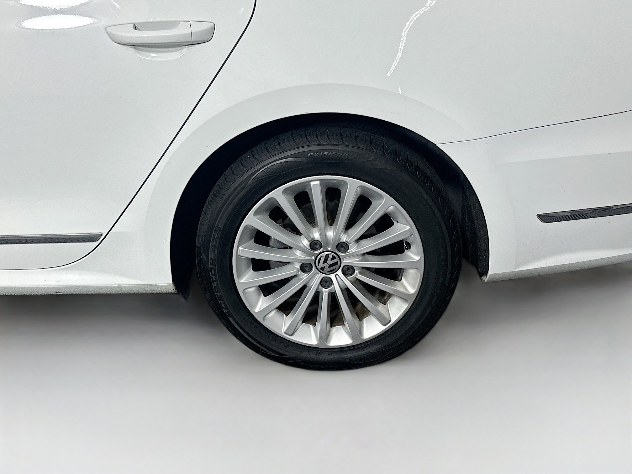 Used 2017 Volkswagen Passat 1.8T SE image 11