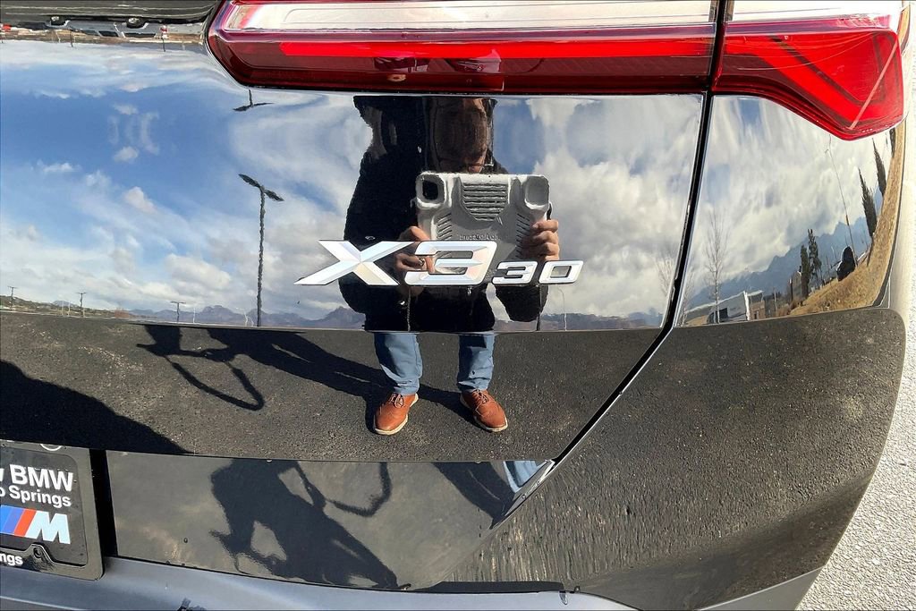 Certified 2025 BMW X3 xDrive30i w/ Premium Package image 24