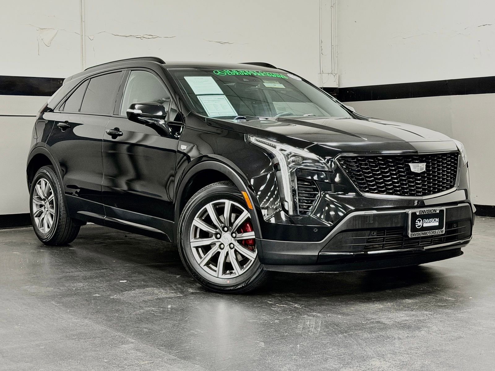 Used 2021 Cadillac XT4 Sport image 2