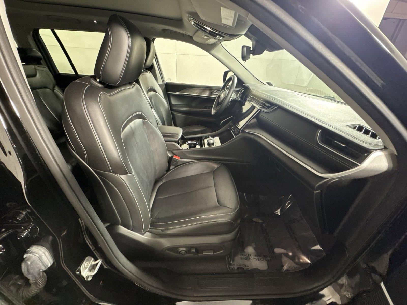 Used 2021 Jeep Grand Cherokee L Limited image 28