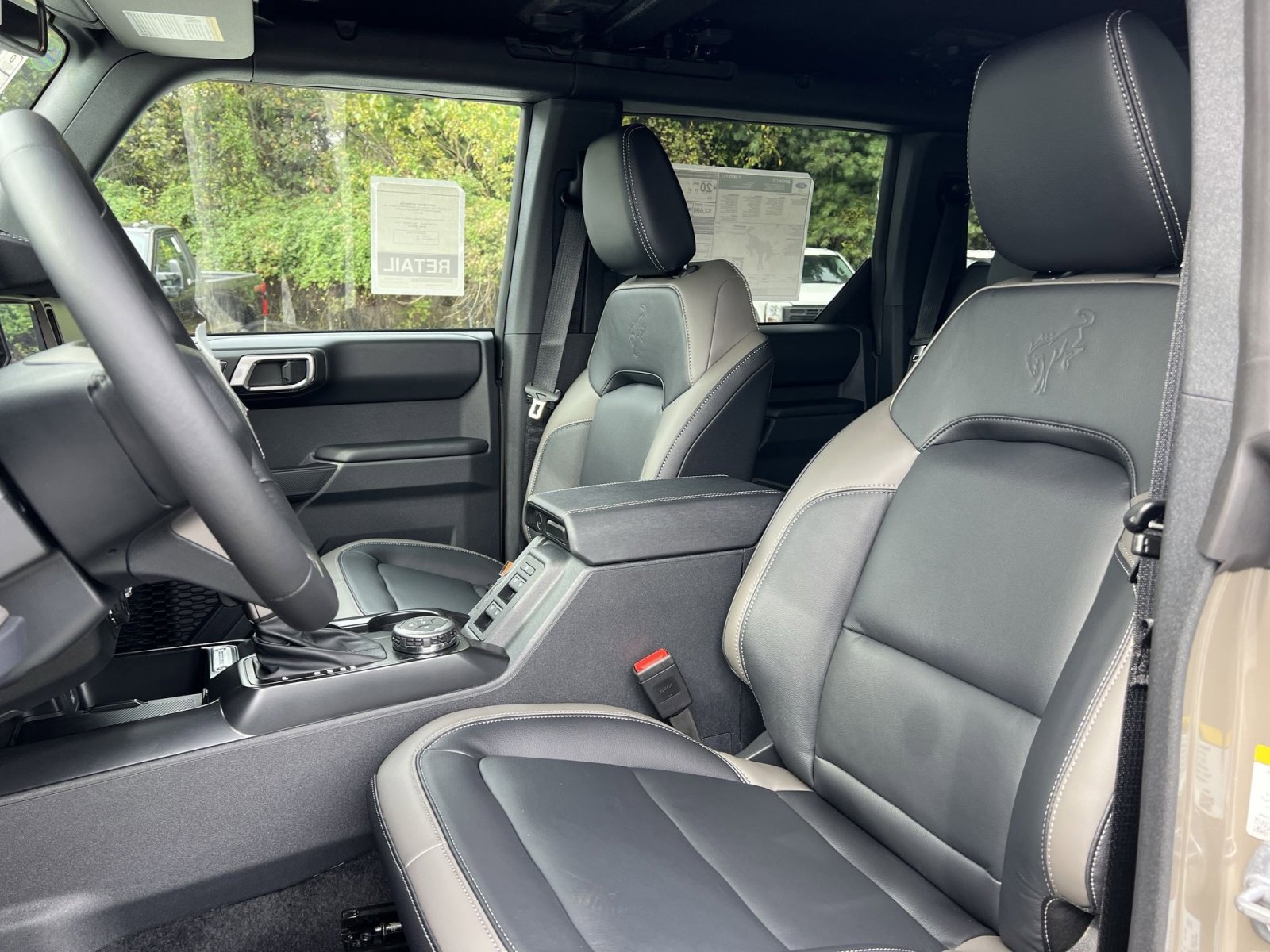 New 2025 Ford Bronco Outer Banks image 13