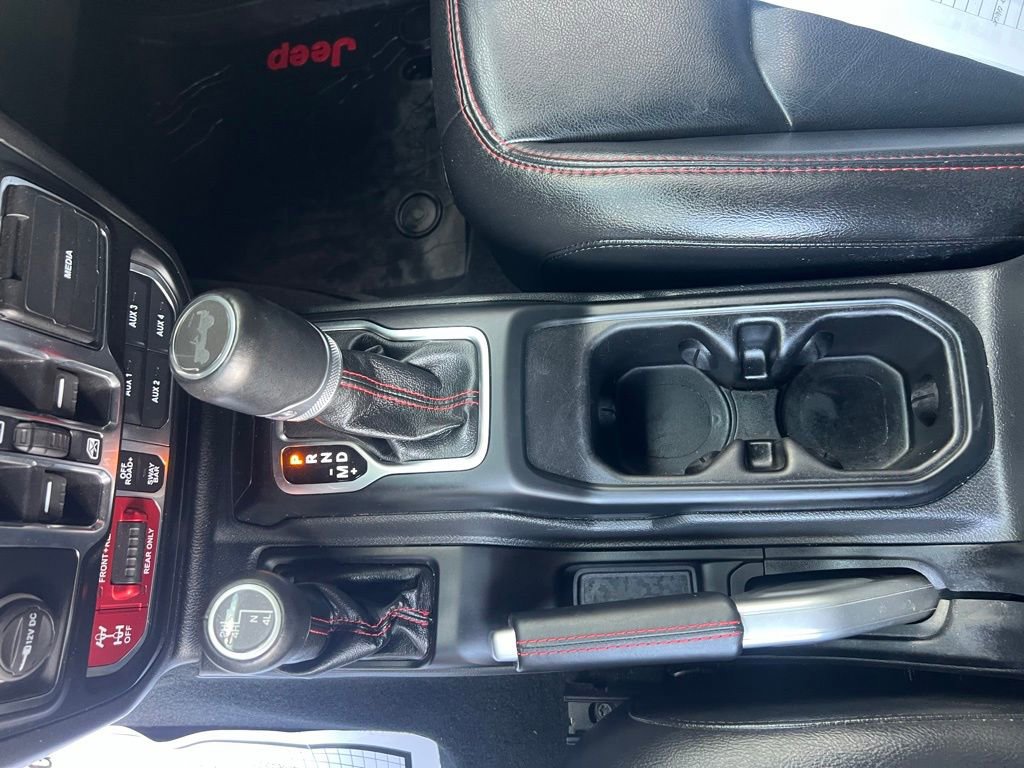 Used 2021 Jeep Wrangler Unlimited Rubicon w/ Cold Weather Group image 32