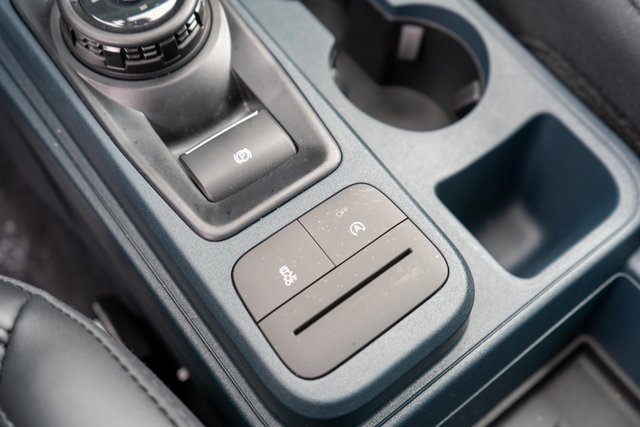 New 2025 Ford Maverick Lariat w/ Black Appearance Package image 25