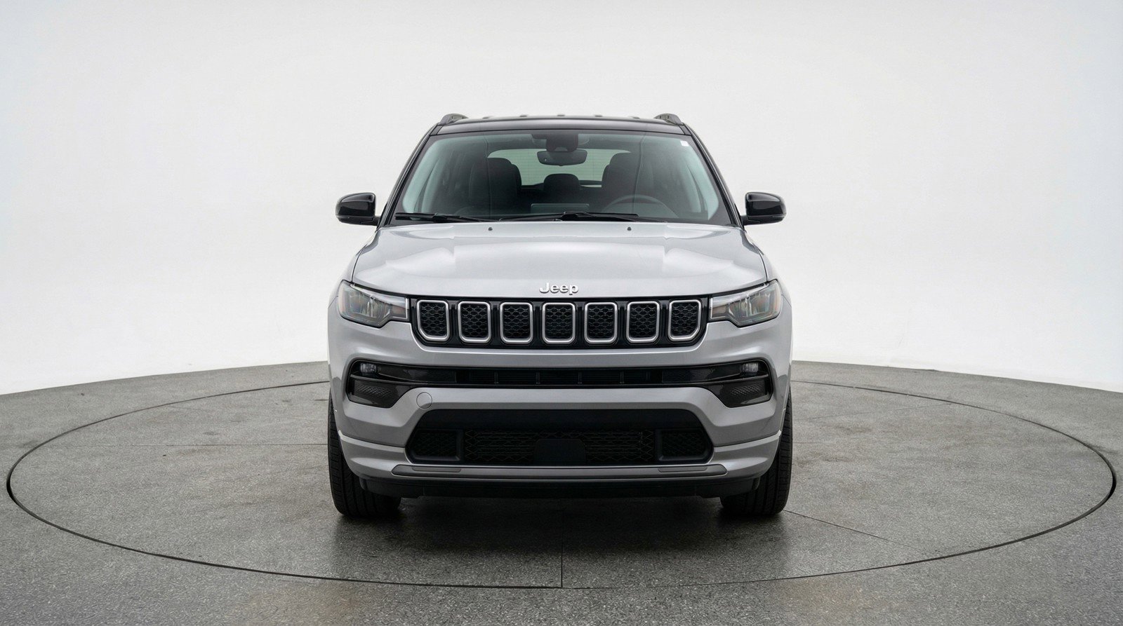 Used 2025 Jeep Compass Limited AWD/4WD image 2