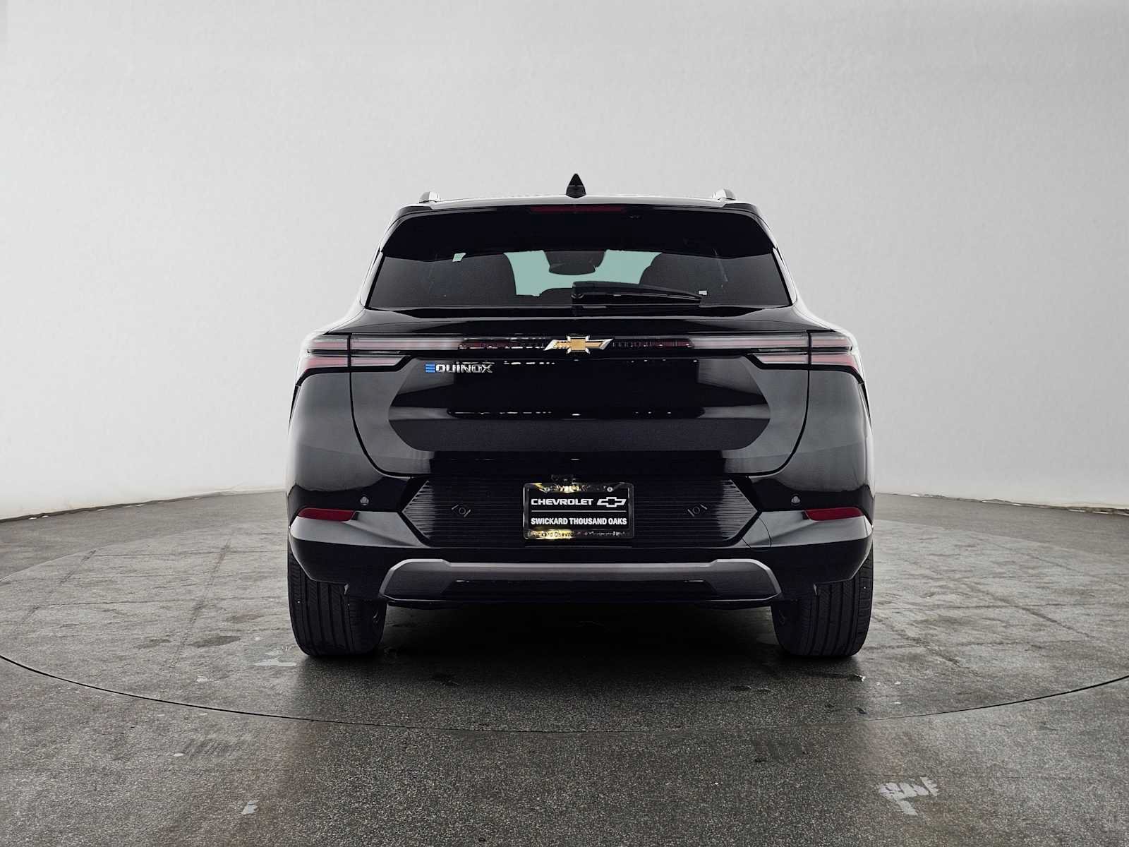 Used 2024 Chevrolet Equinox EV LT FWD image 4