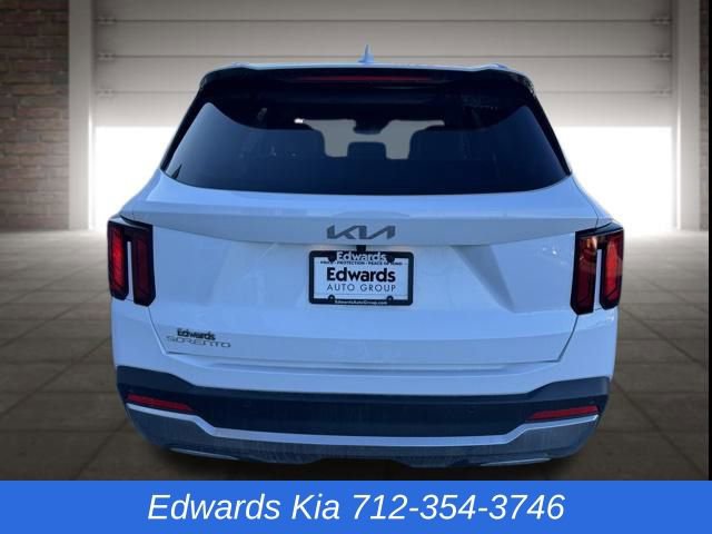 New 2025 Kia Sorento S image 6