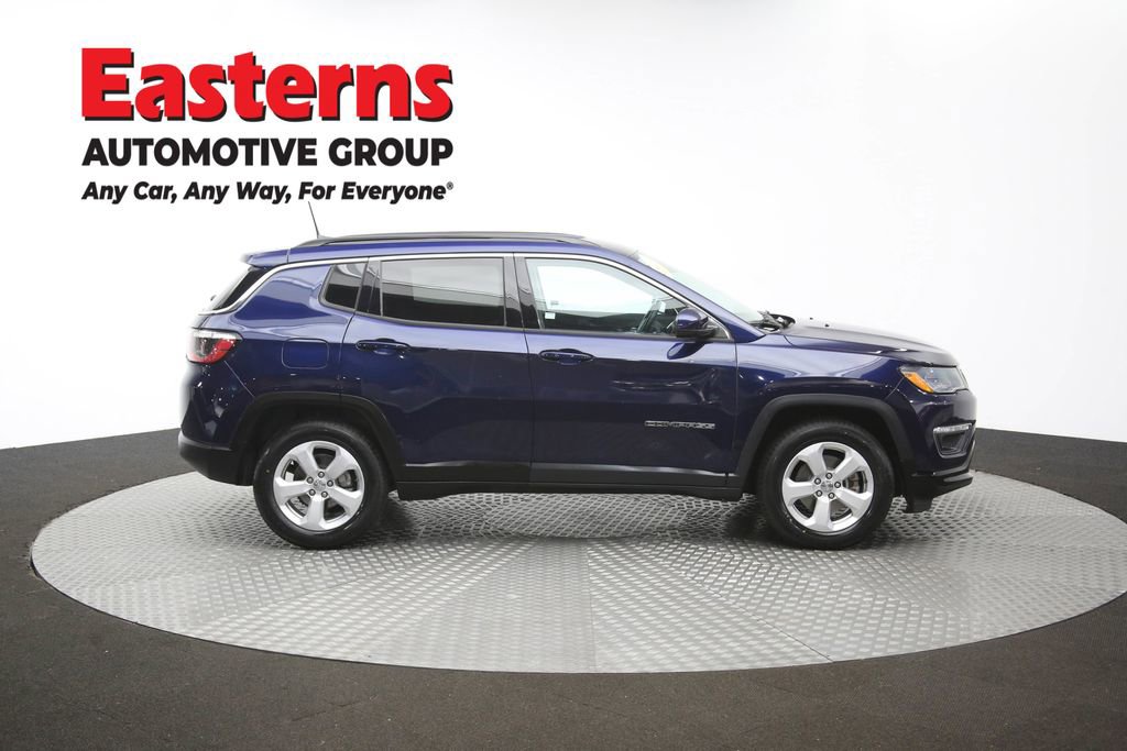 Used 2019 Jeep Compass Latitude FWD image 44
