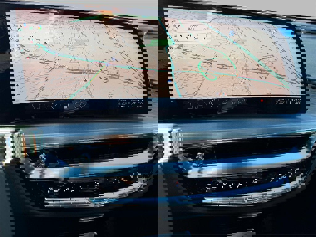 New 2025 Cadillac Lyriq Luxury image 5