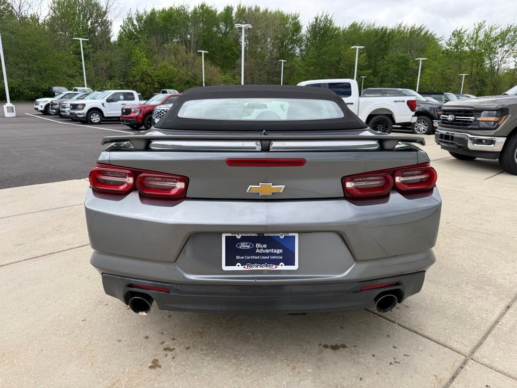 Used 2020 Chevrolet Camaro LT RWD image 6