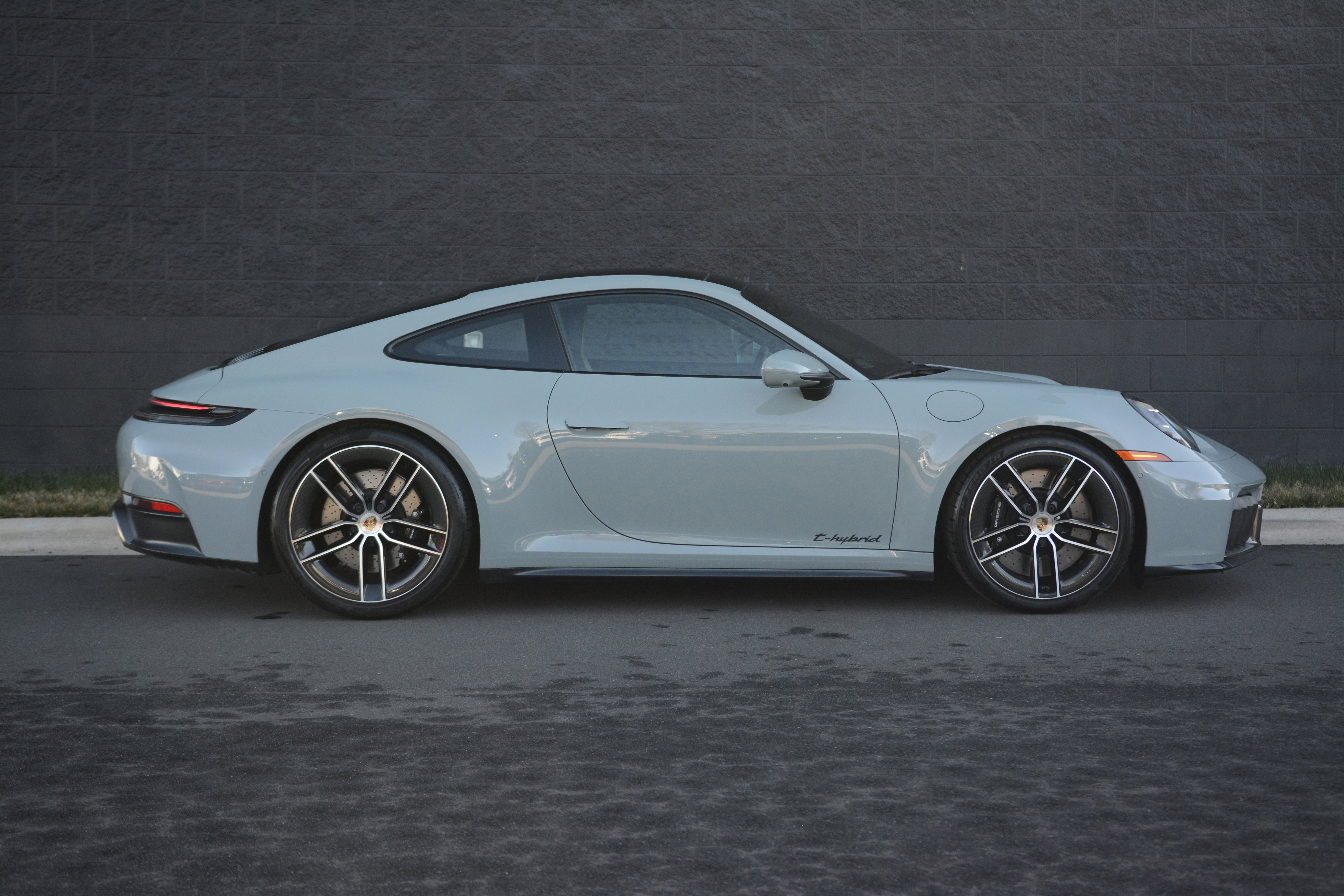 Certified 2025 Porsche 911 Carrera 4 GTS AWD/4WD image 8