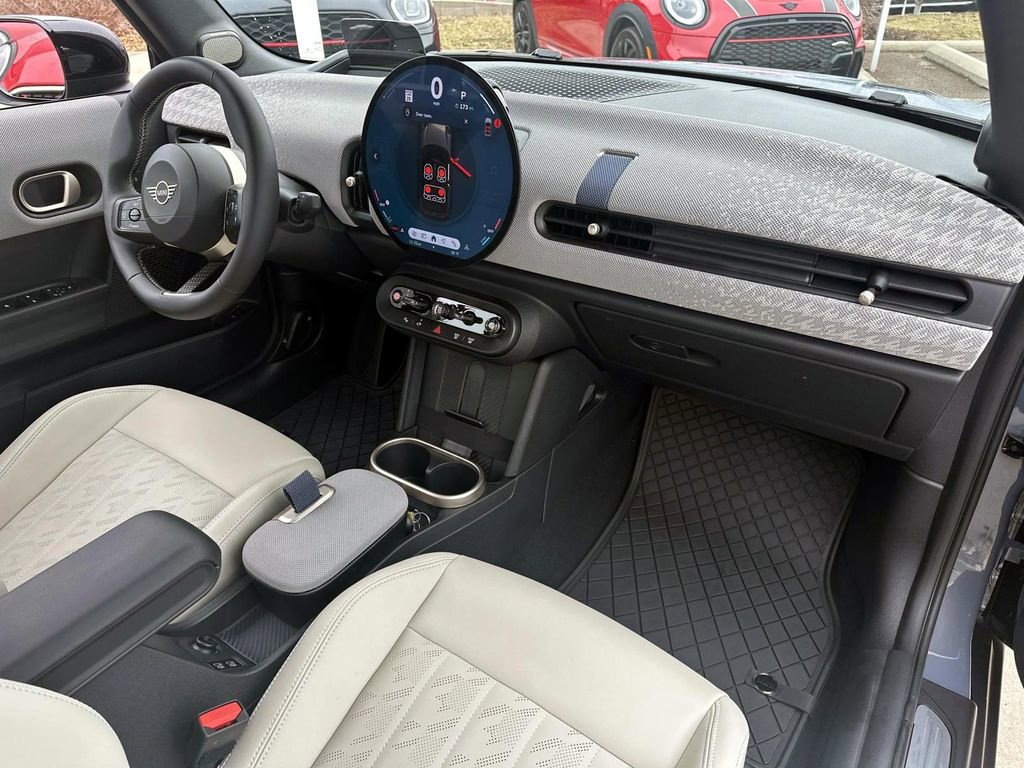 Certified 2025 MINI Cooper S image 24