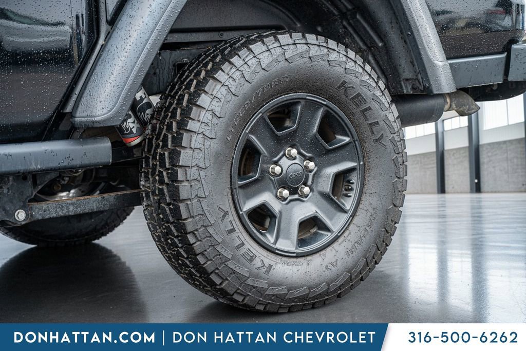 Used 2021 Jeep Gladiator Mojave w/ Cold Weather Group image 41