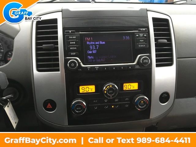 Used 2015 Nissan Frontier SL image 17