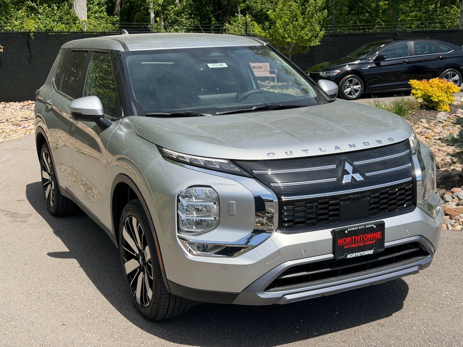 New 2026 Mitsubishi Outlander SE AWD/4WD image 7