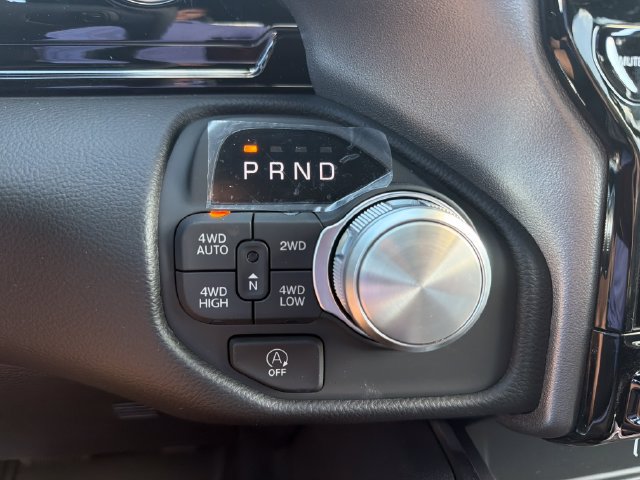 New 2026 RAM 1500 Laramie AWD/4WD image 23