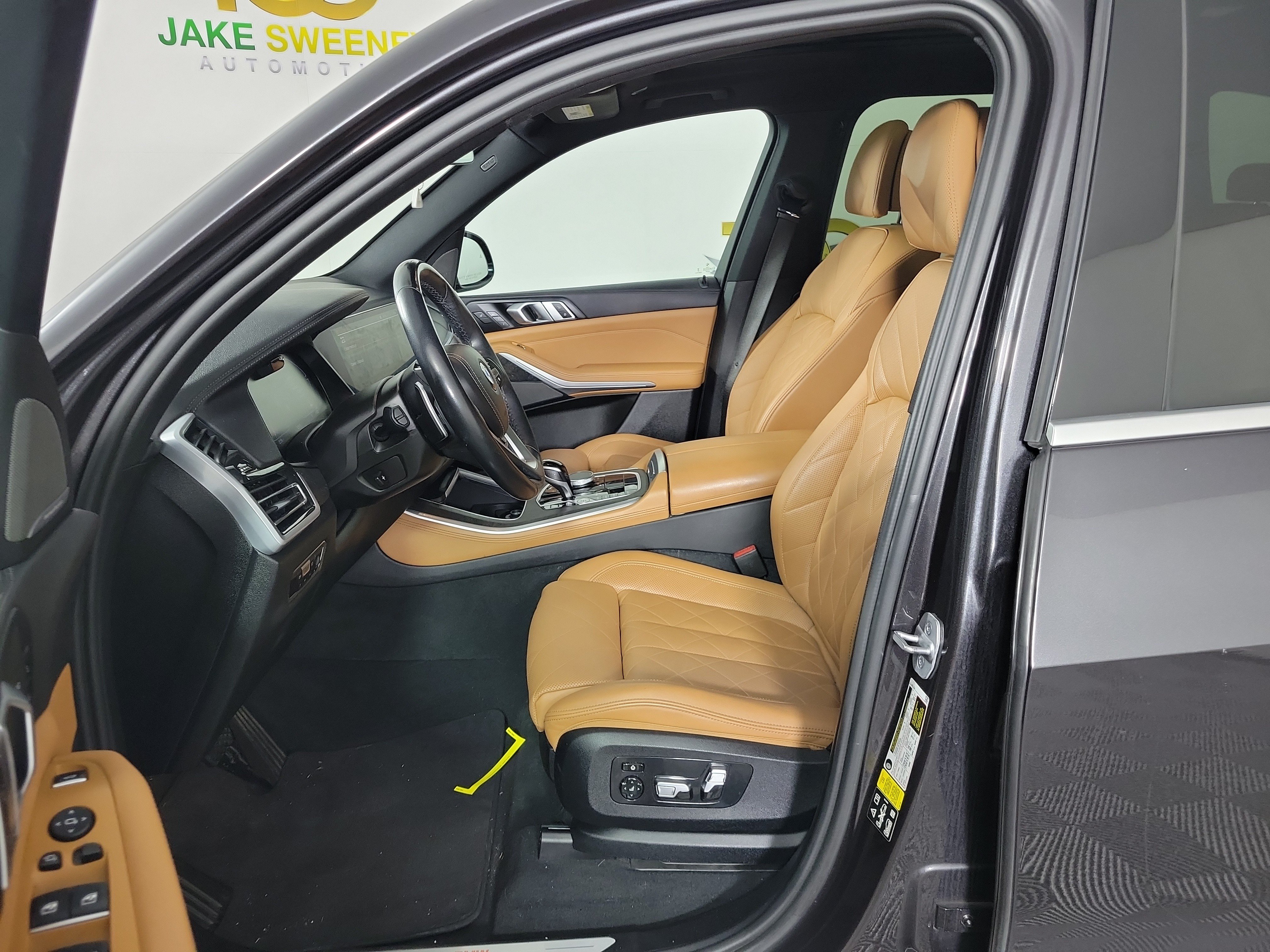 Used 2023 BMW X5 xDrive40i AWD/4WD image 5