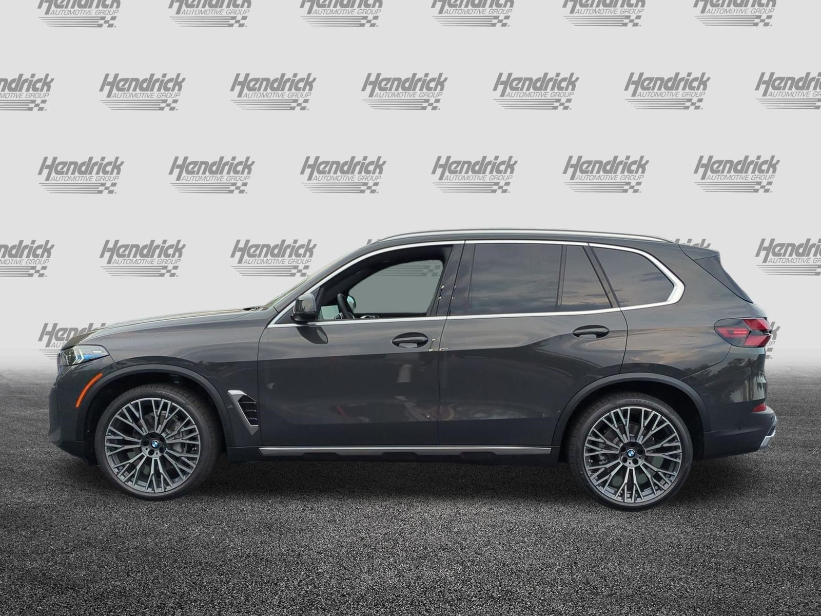 New 2026 BMW X5 xDrive40i AWD/4WD image 7