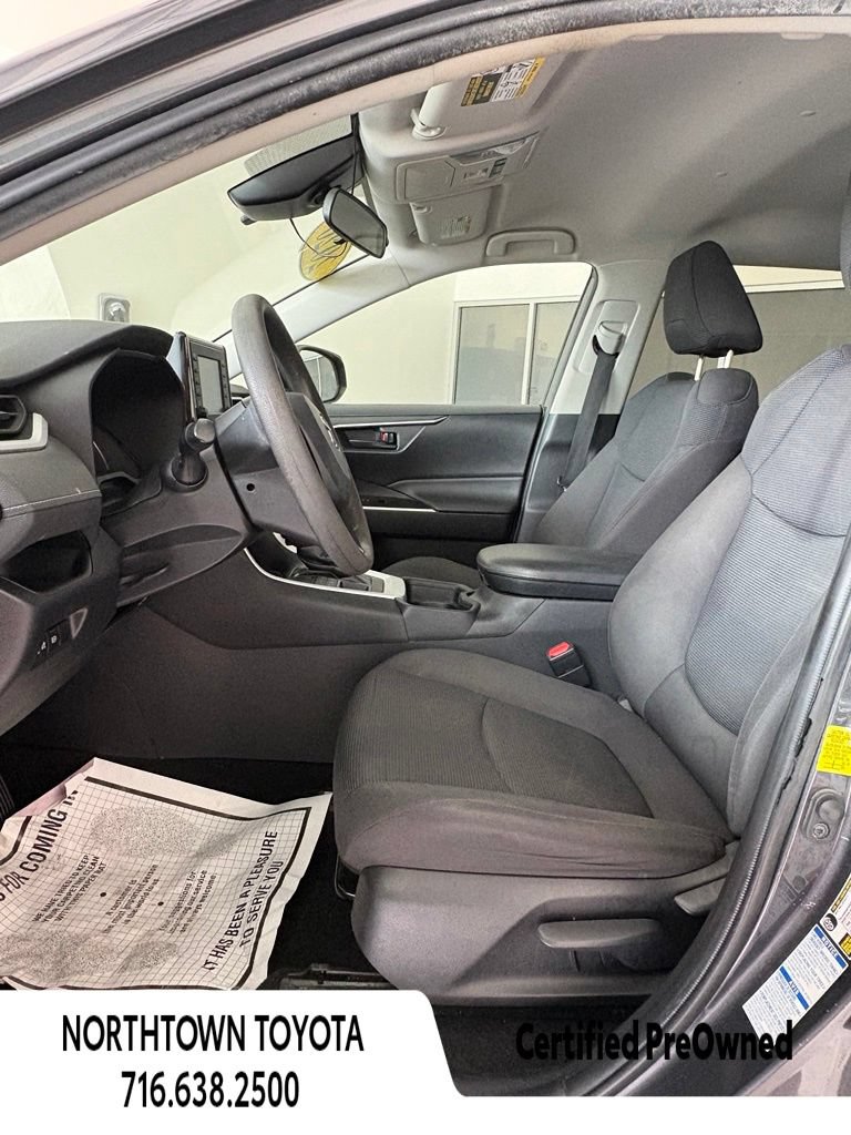 Used 2020 Toyota RAV4 LE w/ All Weather Liner Package AWD/4WD image 12
