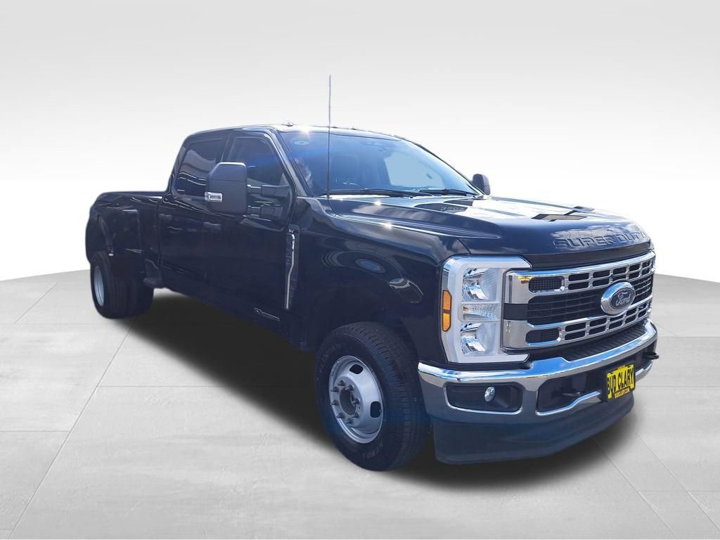 Used 2024 Ford F350 XLT AWD/4WD image 8