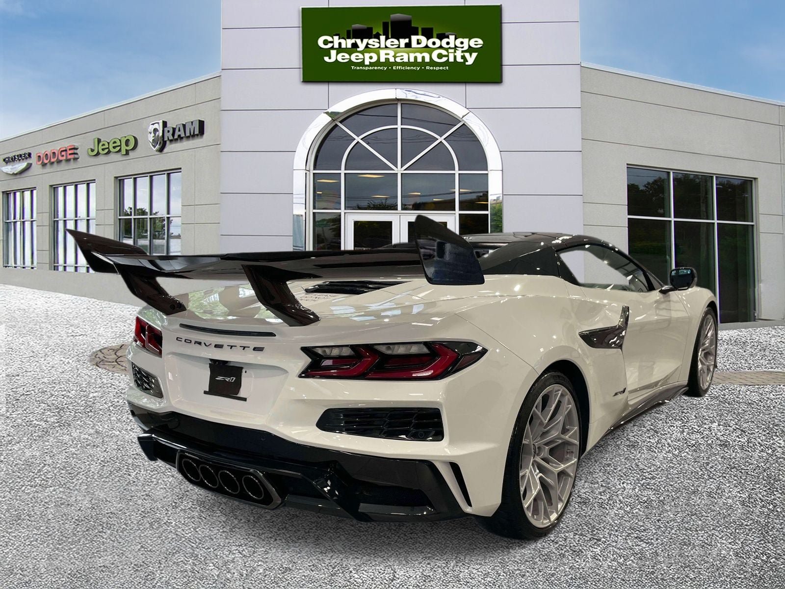 Used 2026 Chevrolet Corvette ZR1 w/ ZR1 Carbon Fiber Aero Package RWD image 5
