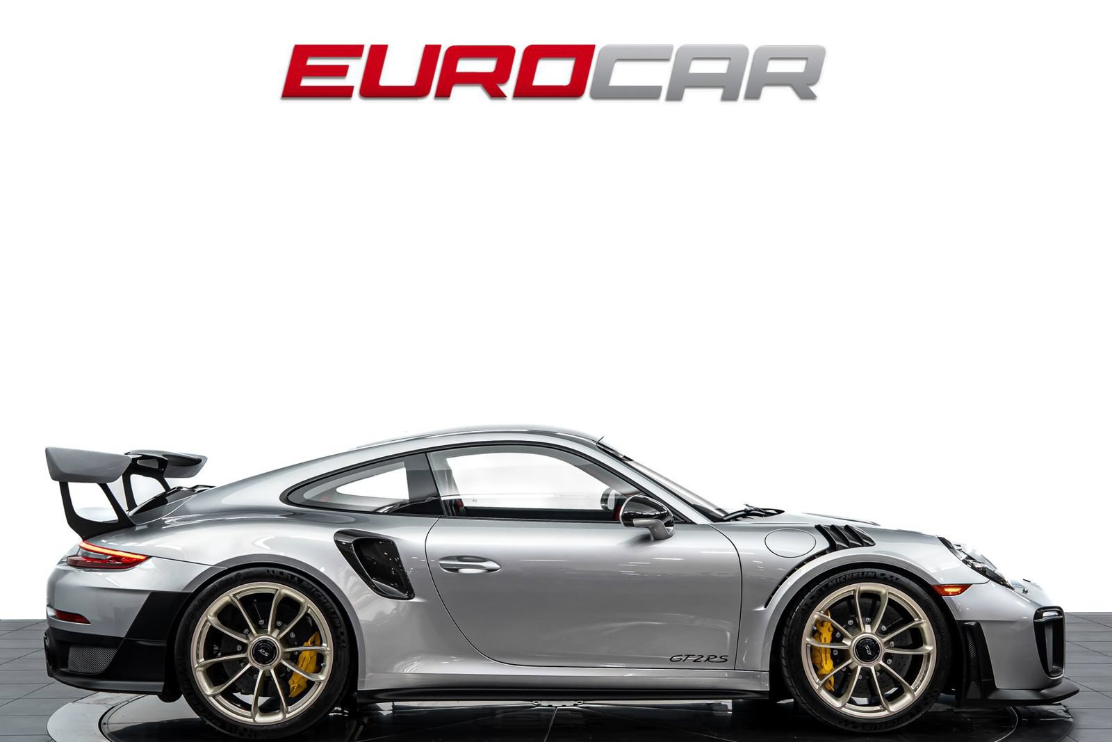 Used 2019 Porsche 911 GT2 RS RWD image 6