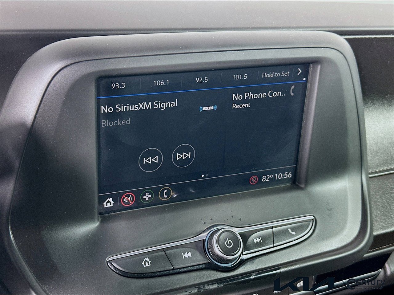 Used 2019 Chevrolet Camaro LT image 13