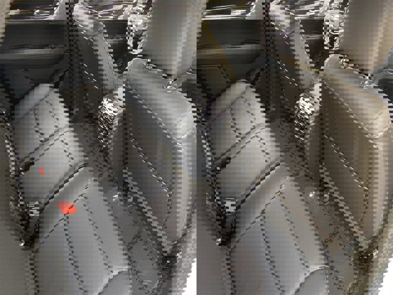 Certified 2022 Cadillac XT5 Premium Luxury w/ LPO, Floor Liner Package image 16