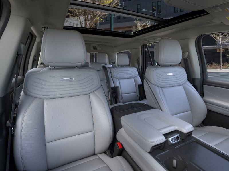New 2026 Ford Expedition Platinum w/ Platinum Ultimate Package image 10