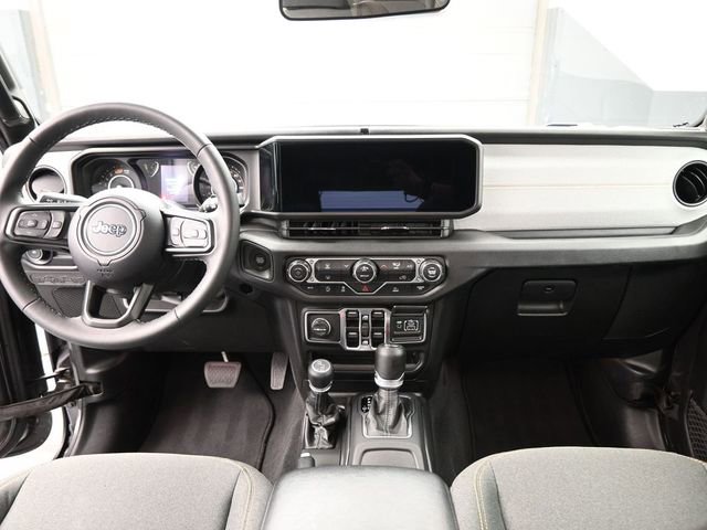 Used 2025 Jeep Wrangler Sport S image 24