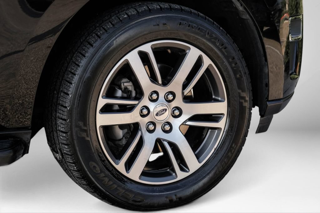 Used 2024 Ford Expedition Max Limited RWD image 70