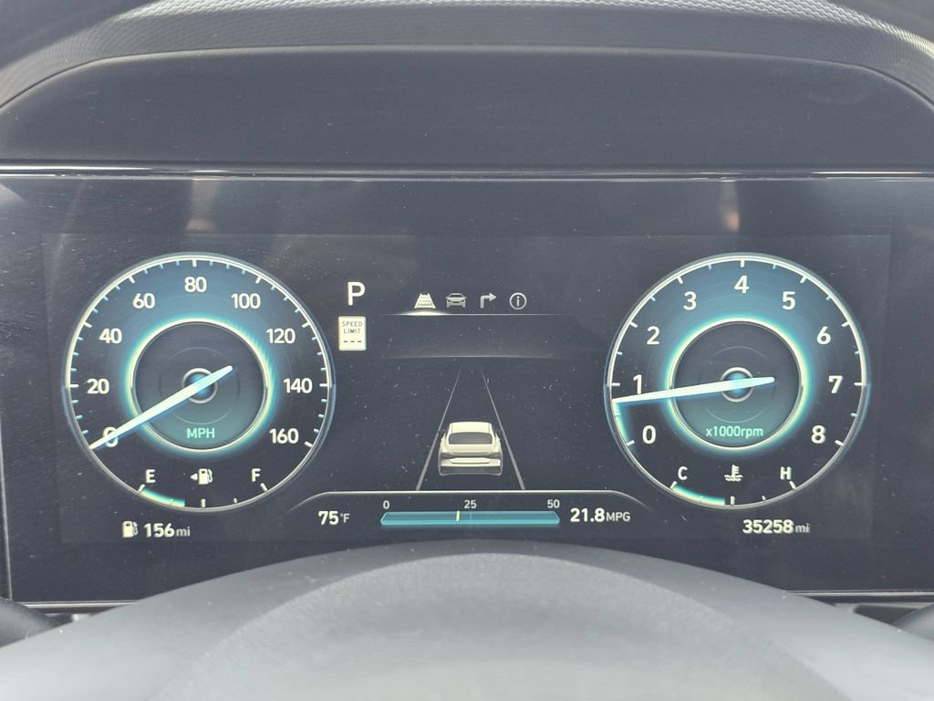 Used 2024 Hyundai Elantra SEL FWD image 17
