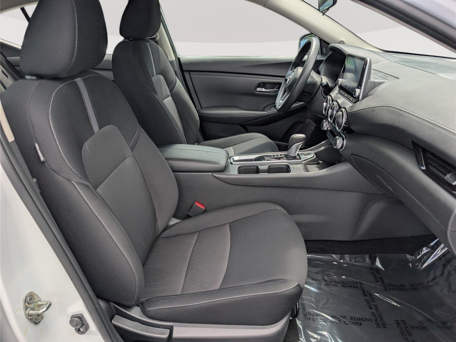 Used 2025 Nissan Sentra SV FWD image 11