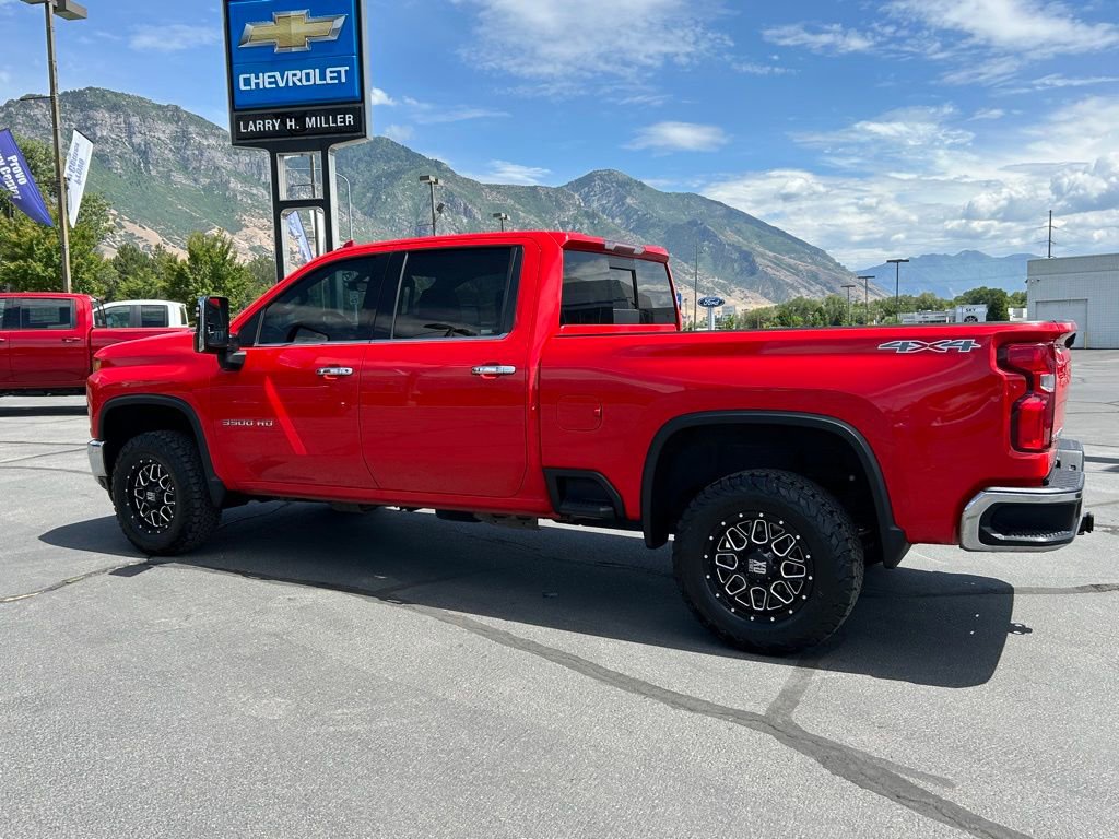 Used 2020 Chevrolet Silverado 3500 LTZ w/ LTZ Convenience Package image 13