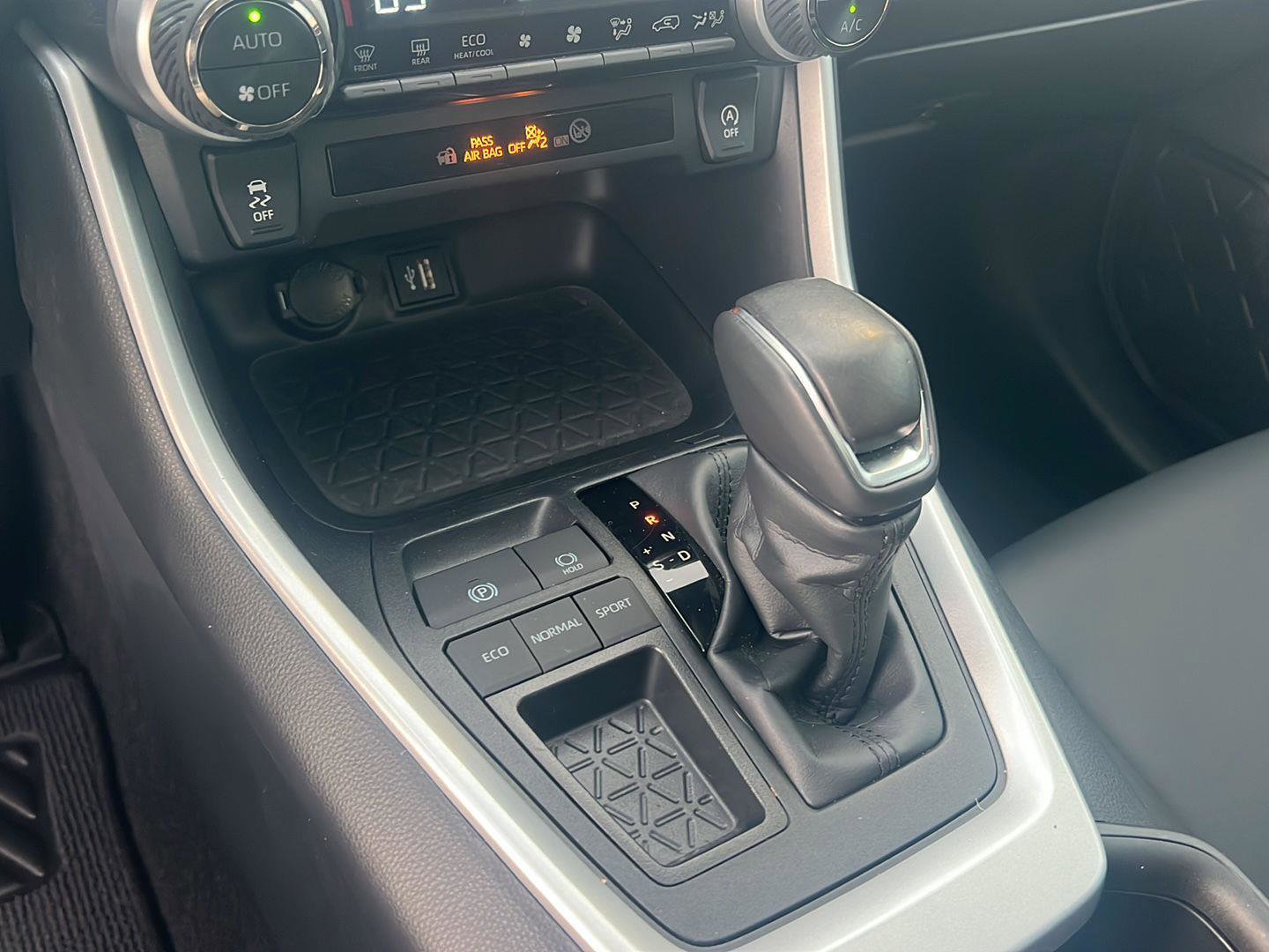 Certified 2025 Toyota RAV4 XLE Premium image 27