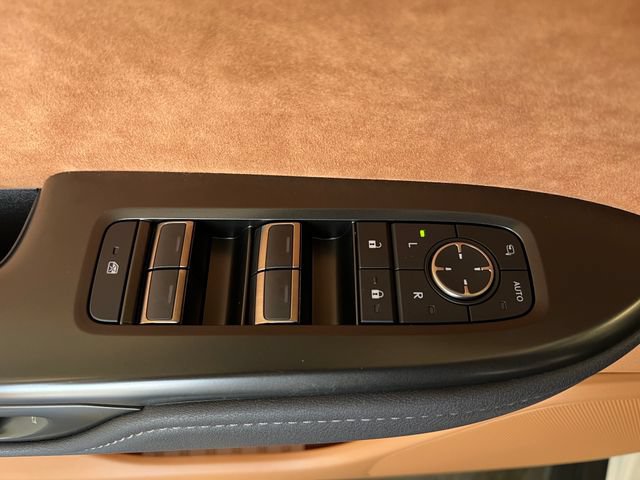 Used 2024 Lexus RZ 300e Premium w/ Accessory Package (Z1) FWD image 31