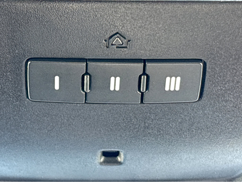 Used 2022 Dodge Charger GT w/ Plus Group image 25