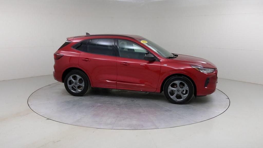 Certified 2024 Ford Escape ST-Line w/ Equipment Group 301A image 11
