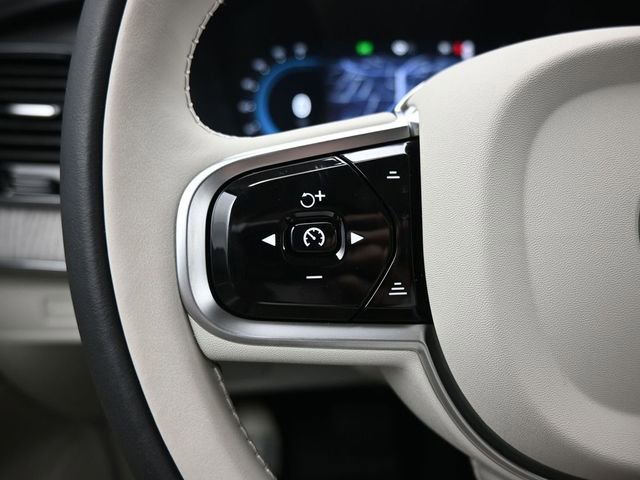 Used 2025 Volvo XC90 B6 Plus w/ Protection Package Premier image 26
