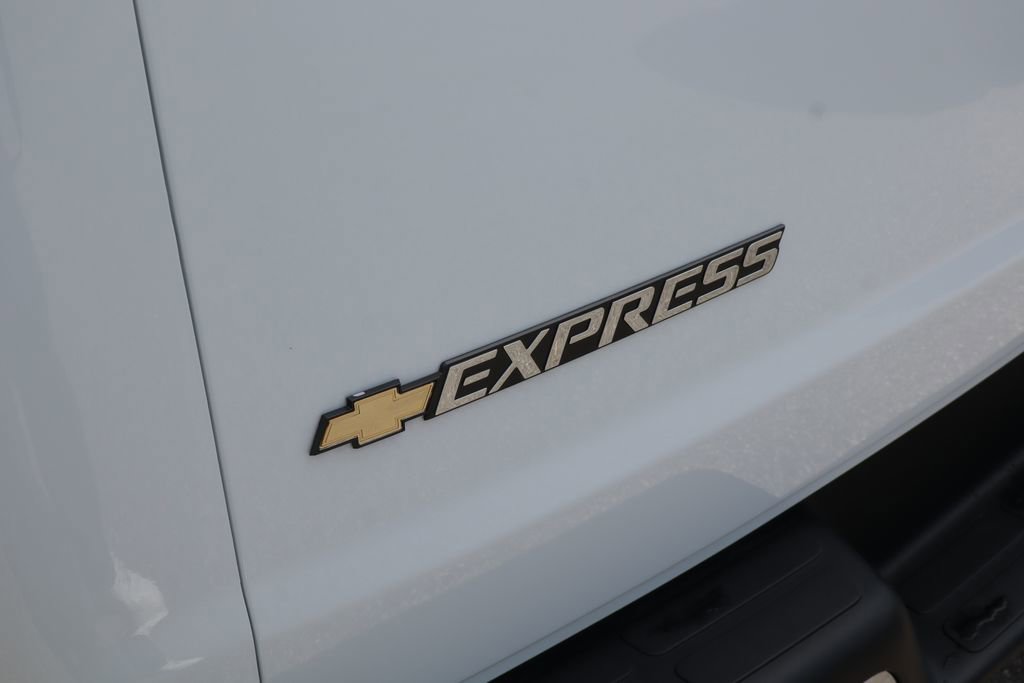 New 2026 Chevrolet Express 2500 w/ Driver Convenience Package RWD image 23