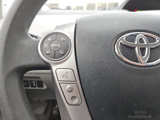 Used 2015 Toyota Prius V Five image 30