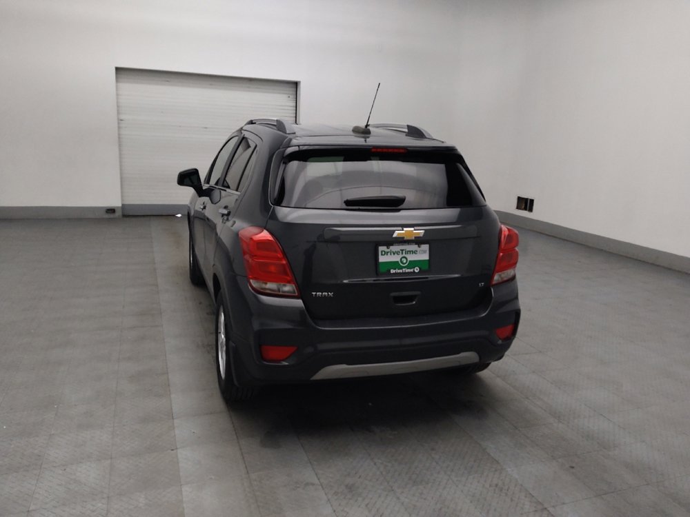 Used 2018 Chevrolet Trax LT w/ LT Convenience Package image 6
