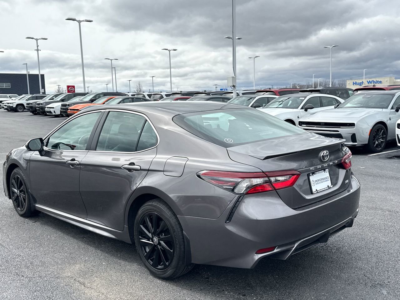 Used 2024 Toyota Camry SE image 5