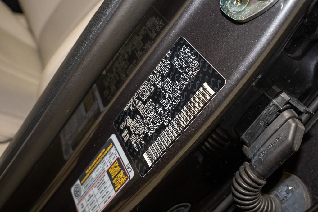 Certified 2023 Kia Sorento EX image 21